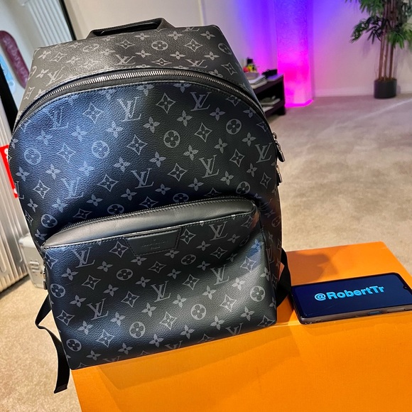 Louis Vuitton Discovery Backpack - Picture 1 of 6